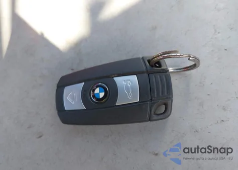 2010 BMW 328I из США, поврежденный, VIN WBAPH5C51AA438983